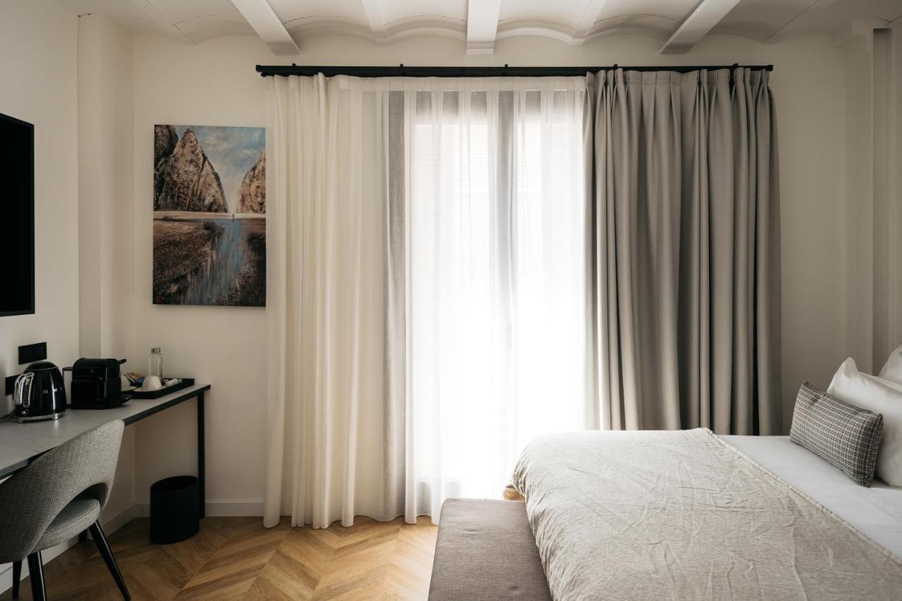 Deluxe Double Room with Terrace,1299411490:JPEG